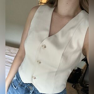 Avec les filles- Cream Vest